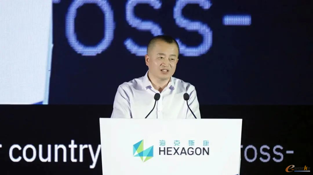 青岛市工信局副局长卢阳