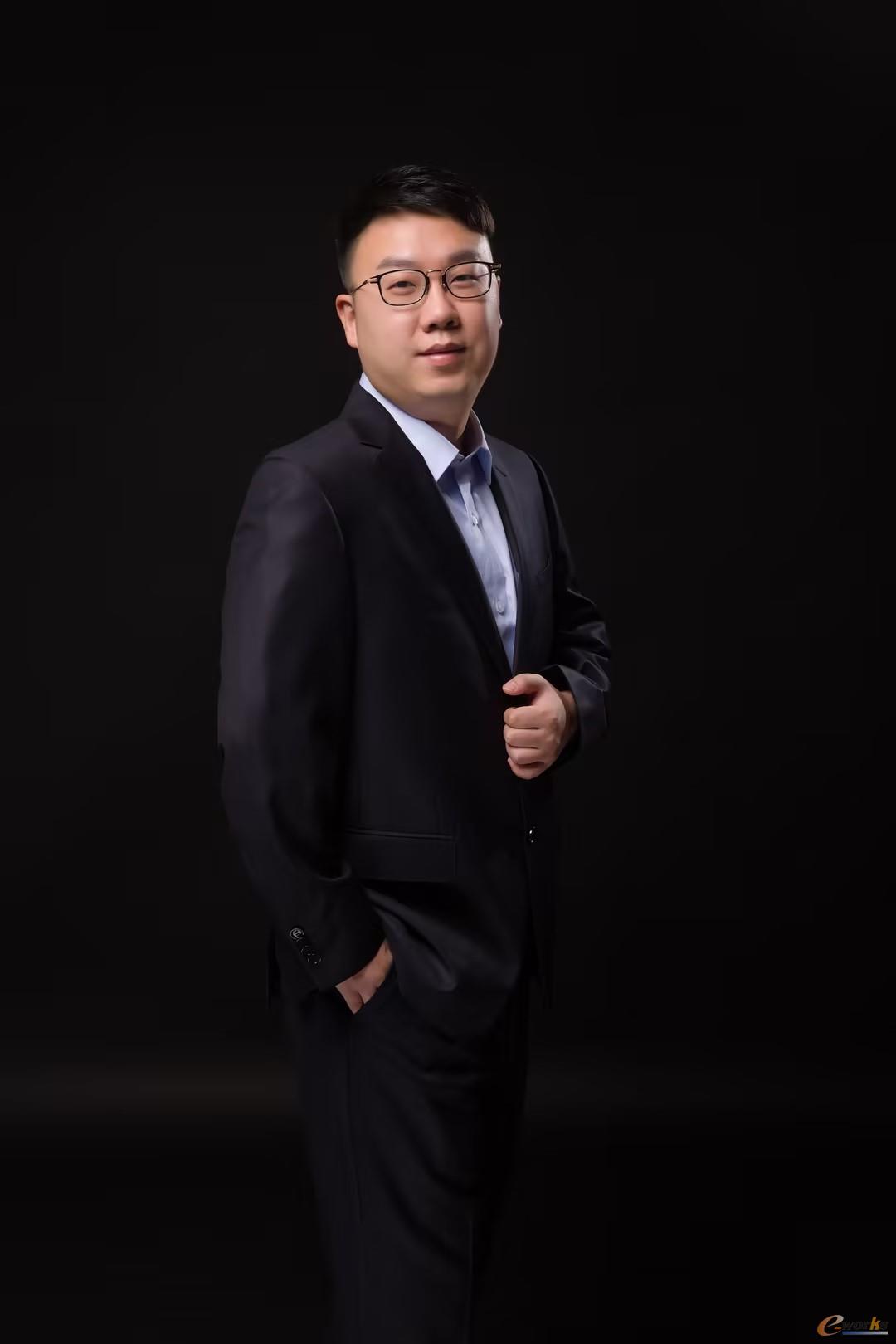 邱奕博恒逸石化股份有限公司董事长总裁