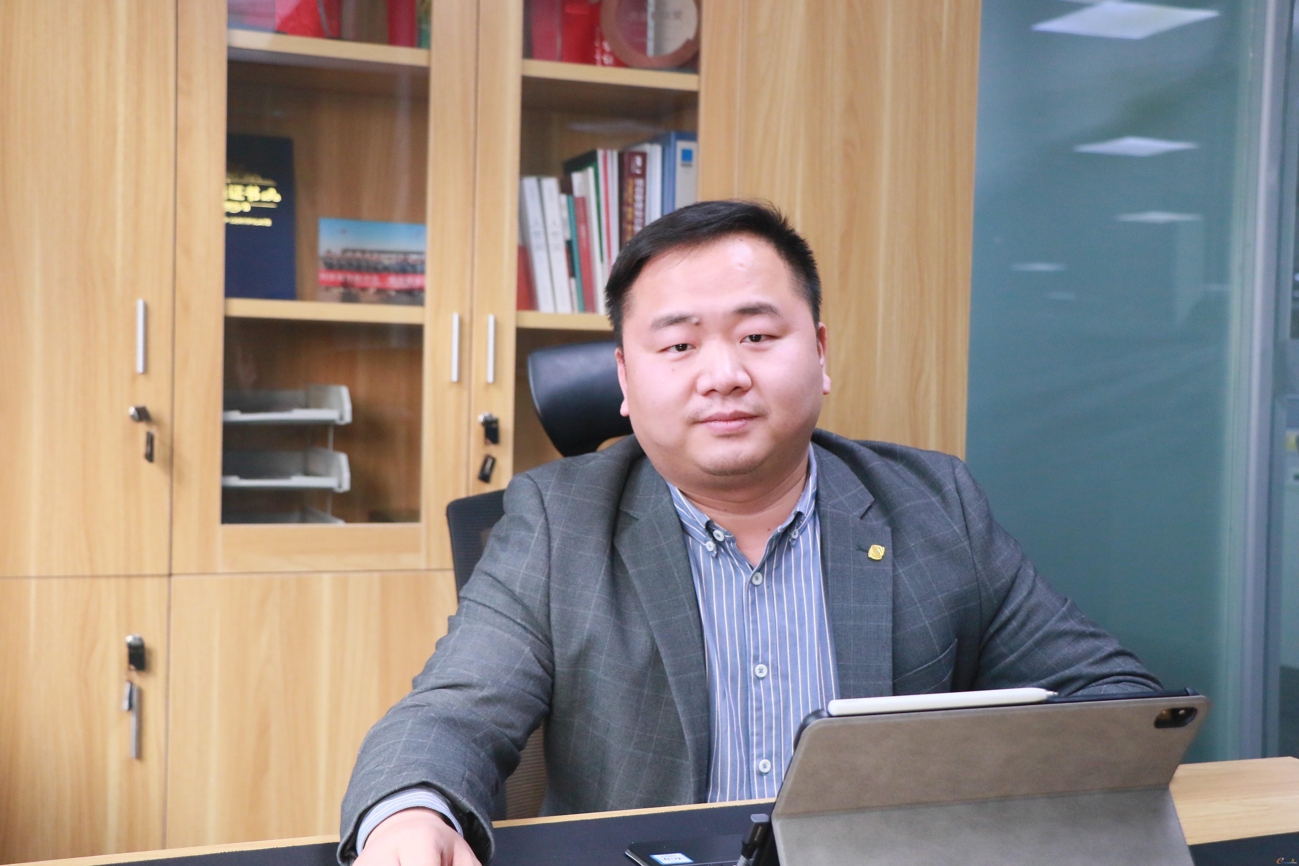 协鑫集成科技股份有限公司CIO 罗欢欢