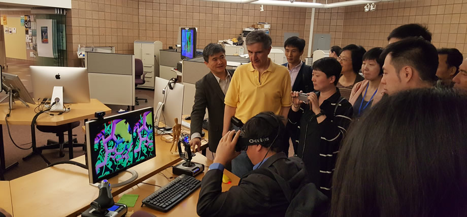 参观密西根大学机械学院的三维技术实验室8