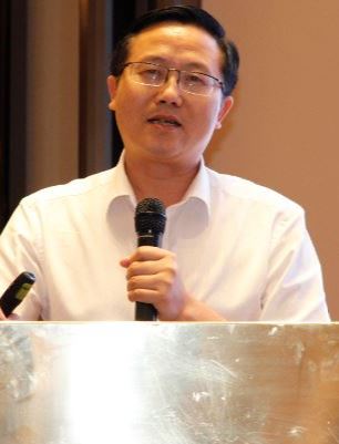 温州庄吉服饰有限公司副总经理肖风华