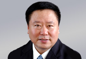 杜同斌，大连染化集团有限公司总经理