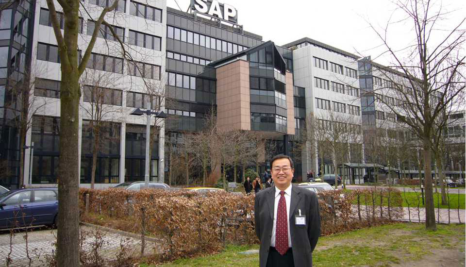 2007年　访问SAP总部